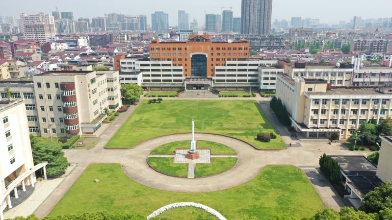 南昌理工技工学校有没有计算机专业吗