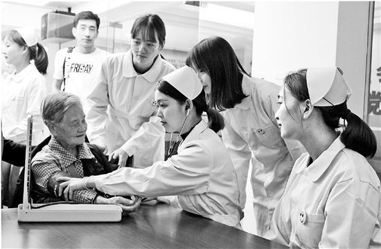 江西护理学校学什么专业好