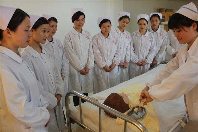 南昌护理学校那个好 护理工作内容