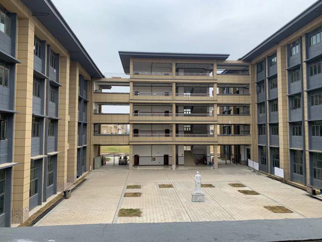 35_已压缩.jpg