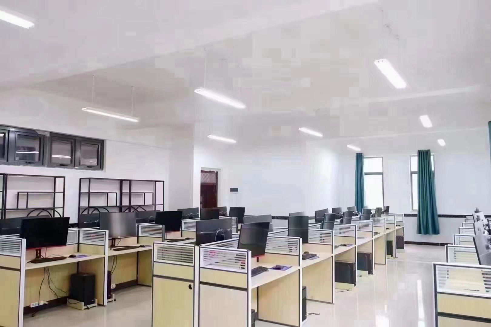 工业机器人应用与维护专业解读 工业机器人应用与维护专业解读